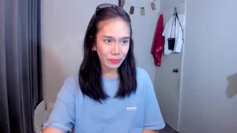 Snapshot of lucy_shane chatting on 10-11-25, 09:24 lucy_shane online show from 10-11-25, 09:24