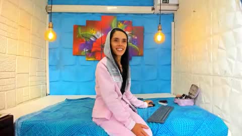 Lucy unlimit come back here  online show from 03-06-26, 02:24