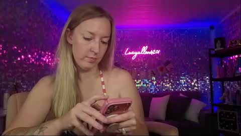Snapshot of lucyallen4201 chatting on 07-03-26, 10:21 lucyallen4201 online show from 07-03-26, 10:21