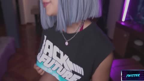 Lucy Alien  online show from 12-10-24, 10:58