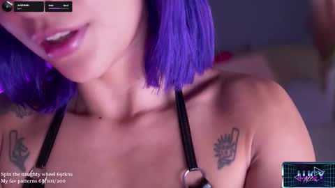 Lucy Alien  online show from 09-13-25, 02:39