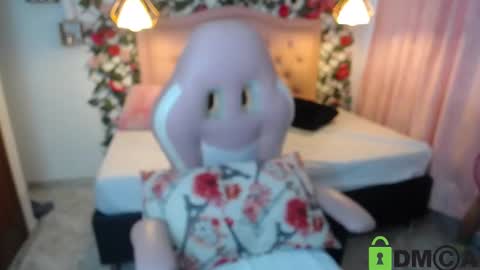 Snapshot of lucycute_1 chatting on 02-12-25, 06:51 Lucy Cute online show from 02-12-25, 06:51