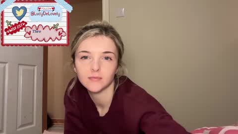 Snapshot of lucydelovely chatting on 06-26-26, 11:31 Lucy online show from 06-26-26, 11:31