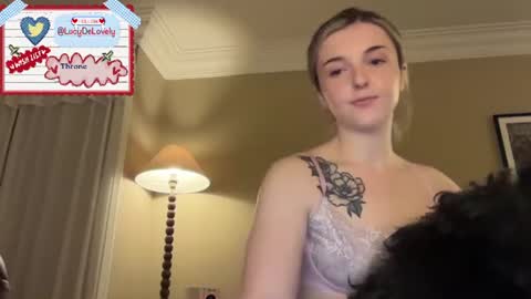 Snapshot of lucydelovely chatting on 07-10-26, 11:40 Lucy online show from 07-10-26, 11:40