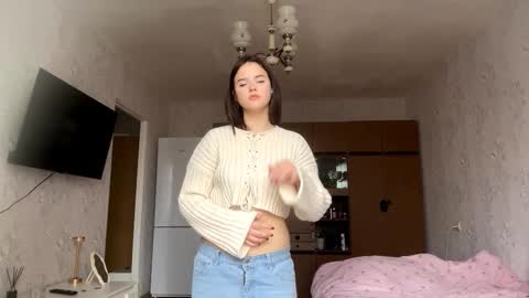 Anna online show from 10-17-25, 05:43