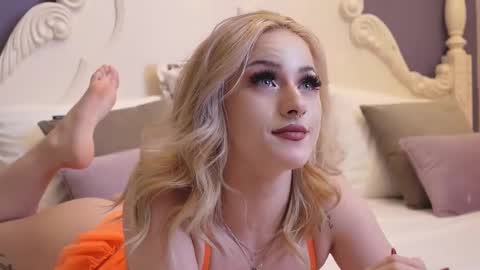 Lucy Lexton online show from 02-17-25, 02:37