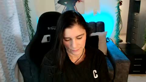Snapshot of lucyli_ chatting on 07-02-26, 03:18 LUCY online show from 07-02-26, 03:18