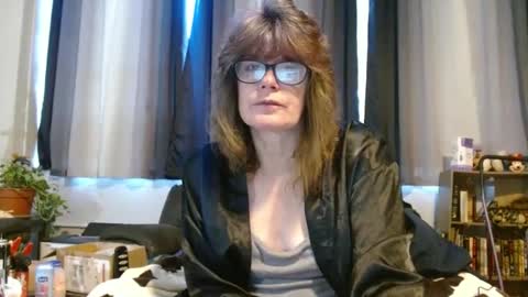 lucylling online show from 02-24-25, 01:42