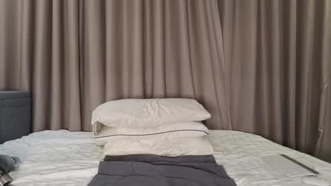 Snapshot of lucynuty chatting on 11-30-25, 05:11 Love kinky Go here online show from 11-30-25, 05:11