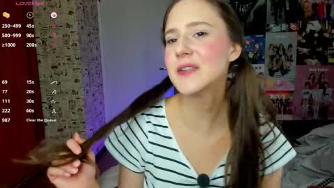 Lucy Rose online show from 10-02-25, 04:47