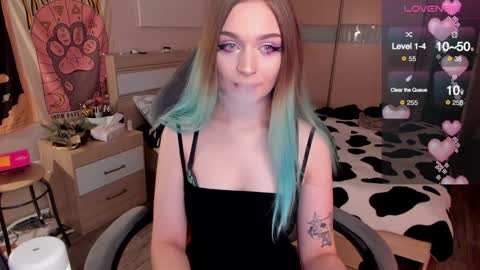 Lucy online show from 01-19-25, 11:53