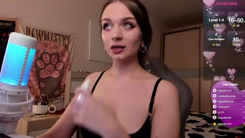 Lucy online show from 02-02-25, 06:42