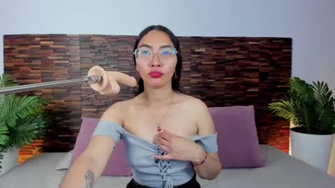 Lucy Liiu online show from 03-27-26, 09:14