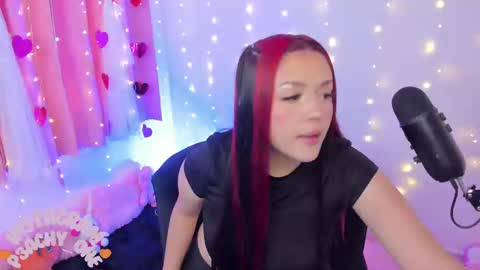 Snapshot of lucyy_peach chatting on 03-08-25, 10:02 LUCYY FROM HOME online show from 03-08-25, 10:02