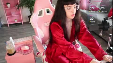 Lucy online show from 03-28-26, 07:13