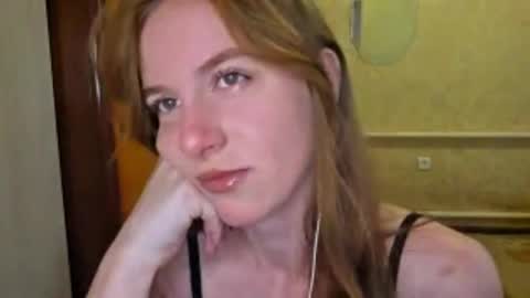 Sofia online show from 05-19-26, 06:09