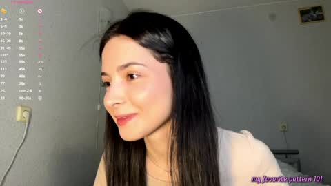 Mika online show from 04-05-26, 02:14