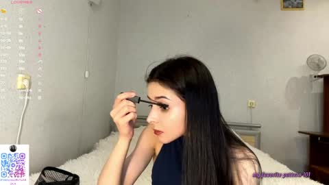 Snapshot of ludivinablice chatting on 05-03-26, 03:51 Mika online show from 05-03-26, 03:51