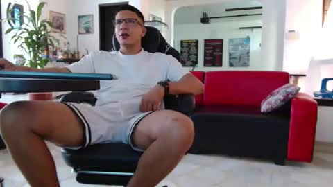 ludociel_z98 online show from 04-20-26, 05:05