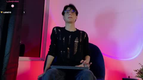 Lui online show from 05-30-26, 03:25