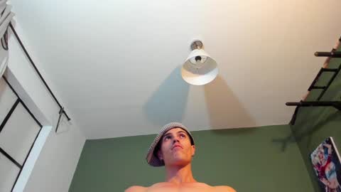 Luis AS online show from 02-08-25, 12:38