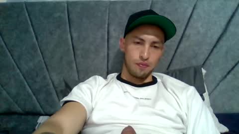 Snapshot of luis_vergon__ chatting on 08-04-26, 02:59 luis_vergon__ online show from 08-04-26, 02:59