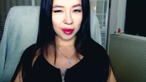 luisa lovedom online show from 09-29-25, 03:39