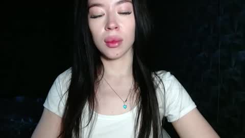 Snapshot of luisa_domina chatting on 05-15-26, 09:16 luisa lovedom online show from 05-15-26, 09:16