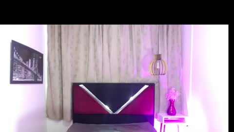 Snapshot of luisa_torres__ chatting on 06-27-26, 03:22 luisa_torres__ online show from 06-27-26, 03:22