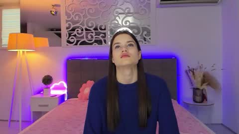 LuisaClover online show from 01-13-26, 01:27