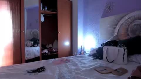 Luisa Monsters online show from 01-30-25, 04:34