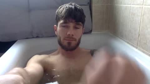 Snapshot of luisbadx chatting on 03-27-26, 02:06 Luis Badx online show from 03-27-26, 02:06