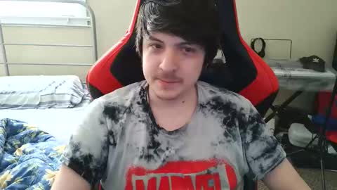 Snapshot of luisdiaztube chatting on 05-12-26, 07:11 Luisdiaztube online show from 05-12-26, 07:11