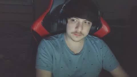 Snapshot of luisdiaztube chatting on 05-17-26, 03:15 Luisdiaztube online show from 05-17-26, 03:15