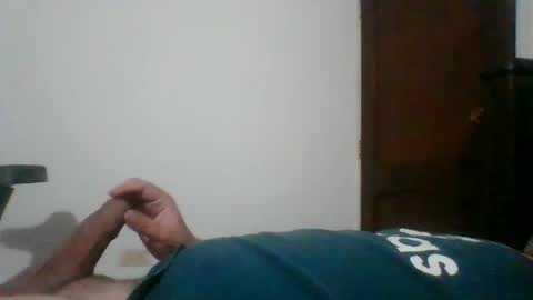 Snapshot of luisfer86 chatting on 04-04-26, 02:10 luisfer86 online show from 04-04-26, 02:10