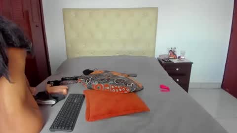 Luissa online show from 10-17-25, 06:10