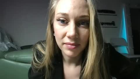 Snapshot of luiva13 chatting on 01-24-25, 07:07 luiva13 online show from 01-24-25, 07:07