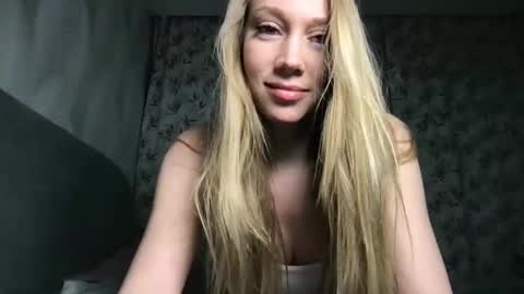 Snapshot of luiva13 chatting on 02-05-25, 07:31 luiva13 online show from 02-05-25, 07:31