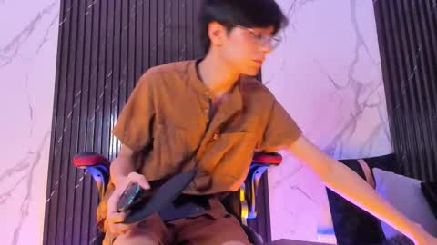 Snapshot of luixdust1 chatting on 09-15-25, 01:05 luixdust1 online show from 09-15-25, 01:05