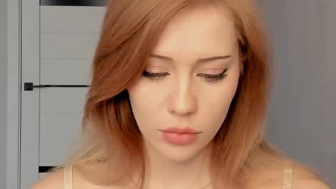 Lizzy online show from 01-14-26, 09:37