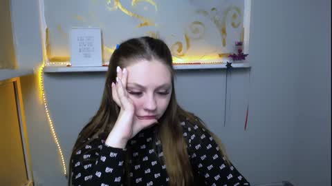 Snapshot of luizaheems_ chatting on 01-09-25, 10:41 Luiza online show from 01-09-25, 10:41