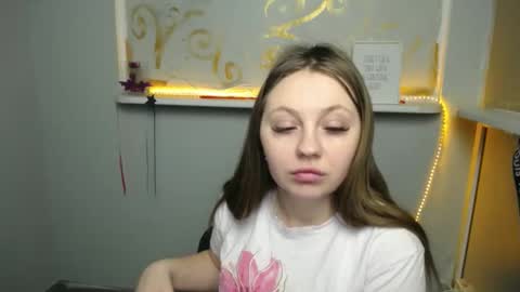 Snapshot of luizaheems_ chatting on 01-15-25, 11:32 Luiza online show from 01-15-25, 11:32