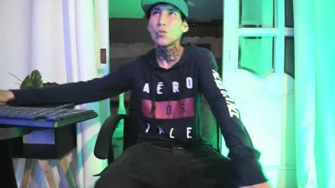 lujuriau_u online show from 11-25-25, 04:34