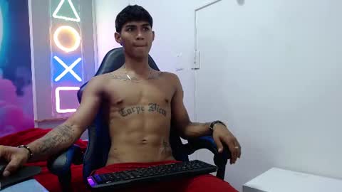 Snapshot of luka_big18 chatting on 06-11-26, 06:00 Luka big18 online show from 06-11-26, 06:00
