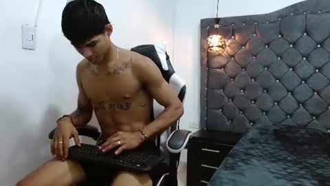 Snapshot of luka_big18 chatting on 06-17-26, 03:31 Luka big18 online show from 06-17-26, 03:31