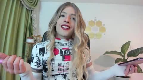 Luka Castillo online show from 02-20-26, 03:14