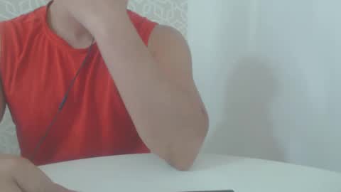 Snapshot of lukafitness chatting on 11-17-25, 01:28 lukafitness online show from 11-17-25, 01:28