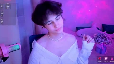 Snapshot of lukahayes chatting on 02-14-26, 04:15 lukahayes online show from 02-14-26, 04:15