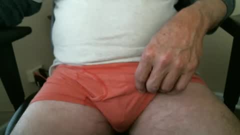 Snapshot of luke7711 chatting on 11-10-25, 02:27 luke7711 online show from 11-10-25, 02:27