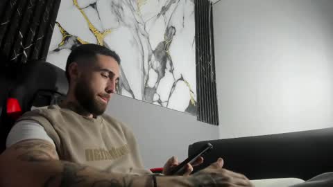 LUKE online show from 09-09-25, 01:21